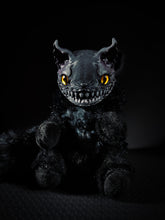Load image into Gallery viewer, Khaoink - FIENDLINE Cryptid Art Doll Plush Toy
