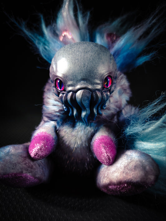 Eldinuth - FRIENDTHULU Cryptid Art Doll Plush Toy