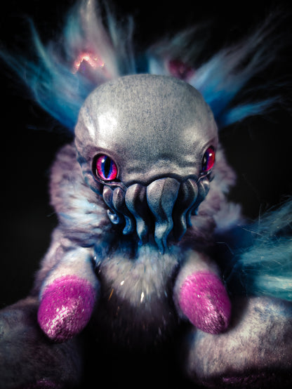 Eldinuth - FRIENDTHULU Cryptid Art Doll Plush Toy