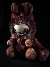 Load image into Gallery viewer, Grinthead - FRIEND Cryptid Art Doll Plush Toy
