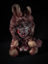 Load image into Gallery viewer, Hisao - FREAPERS Cryptid Art Doll Plush Toy
