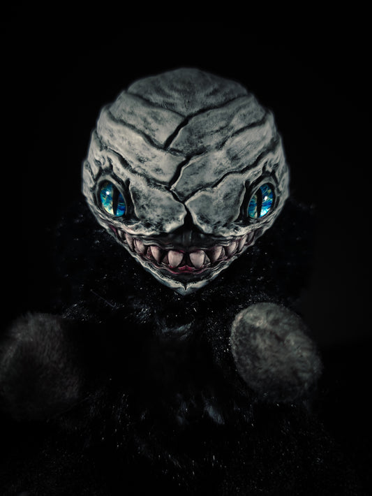 Ideohn - FREAPERS Cryptid Art Doll Plush Toy