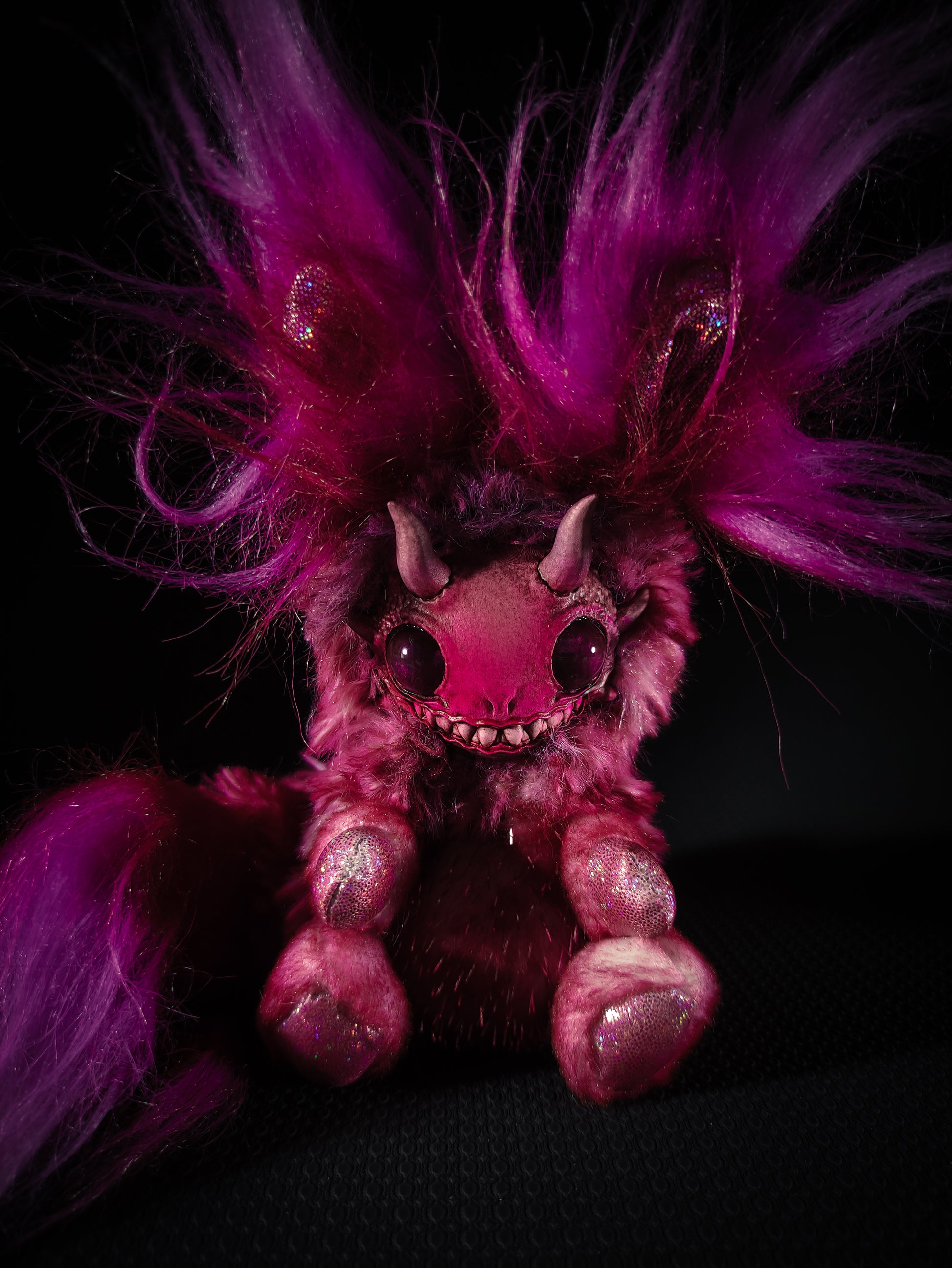 Corinthuul - FRIENDPHIBIAN Cryptid Art Doll Plush Toy