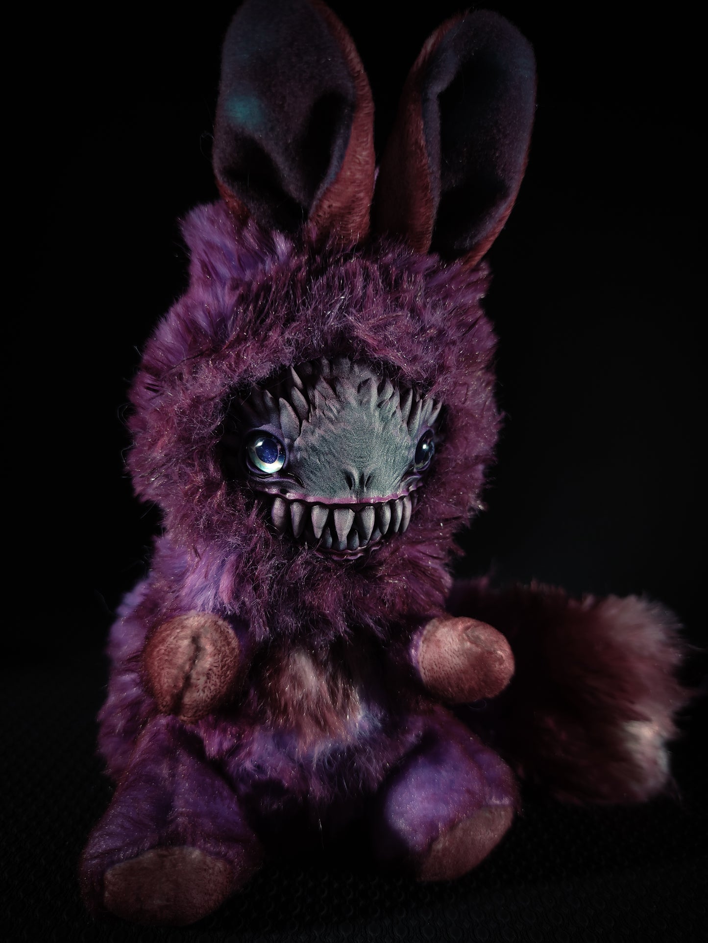 Frenzung - ABOMINABLE FRIEND Cryptid Art Doll Plush Toy
