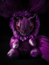 Load image into Gallery viewer, Paslin - FIENDLINE Cryptid Art Doll Plush Toy
