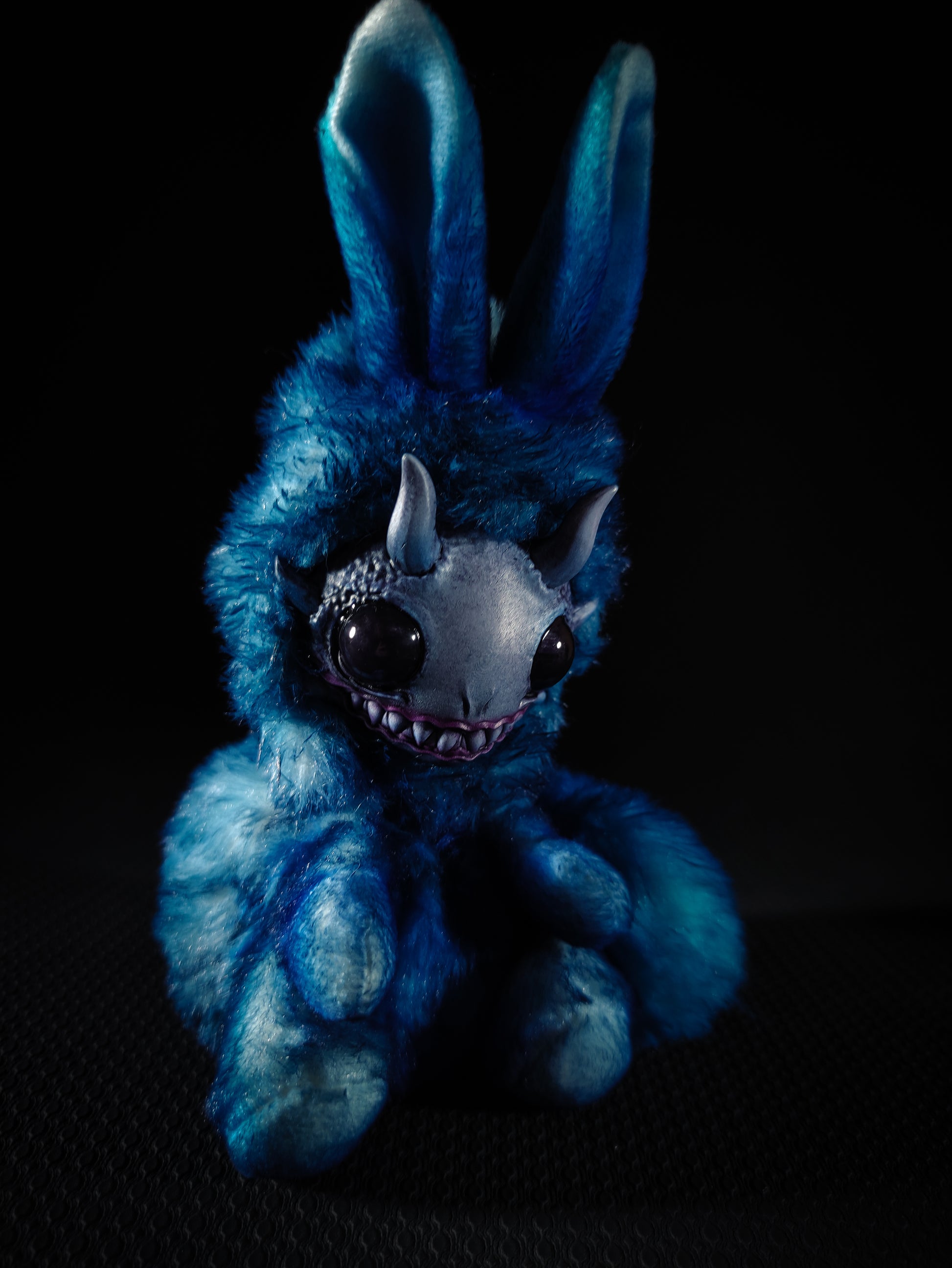 Bloqua - FRIENDPHIBIAN Cryptid Art Doll Plush Toy