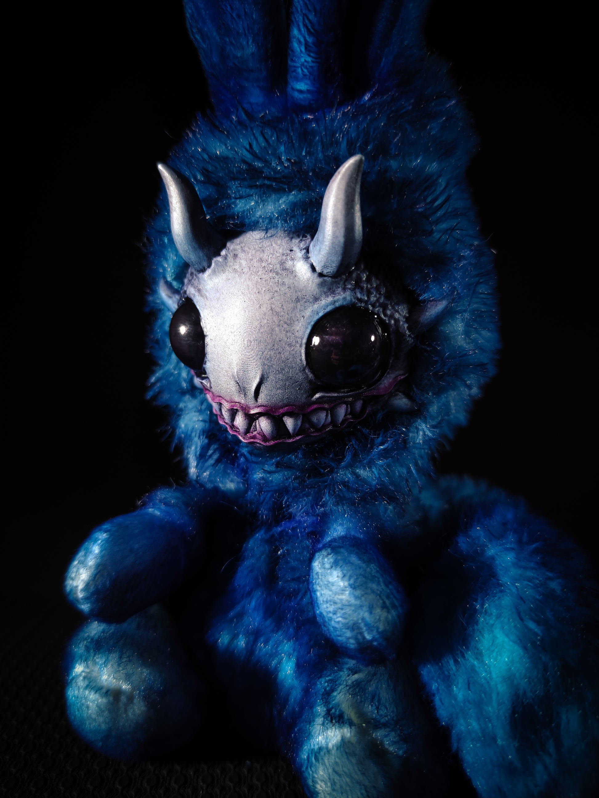 Bloqua - FRIENDPHIBIAN Cryptid Art Doll Plush Toy