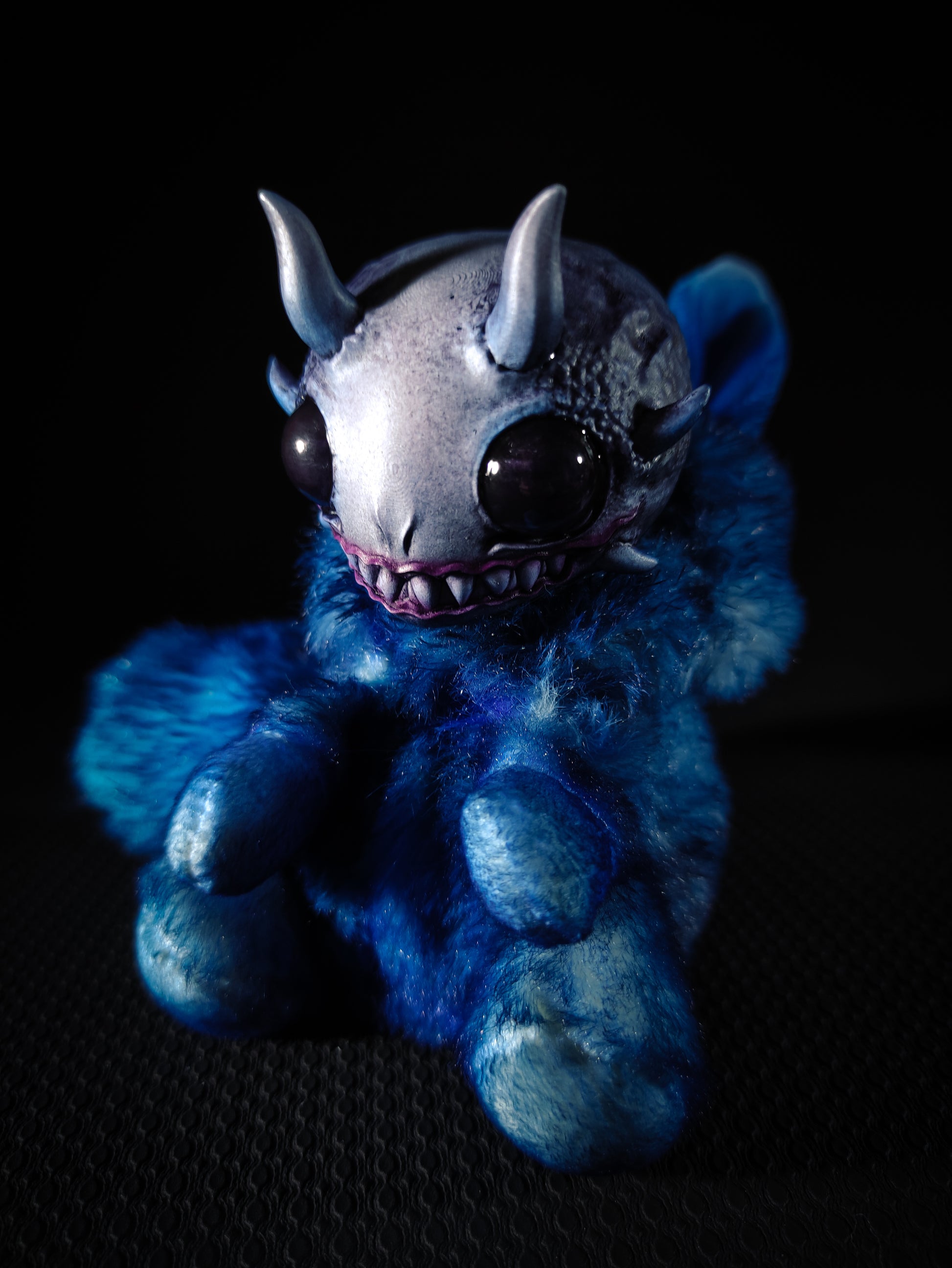 Bloqua - FRIENDPHIBIAN Cryptid Art Doll Plush Toy