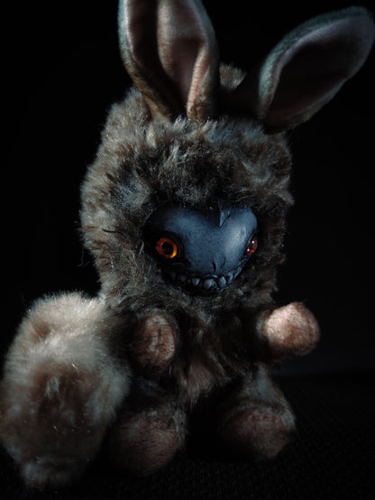 Kyufy - FREAPERS Cryptid Art Doll Plush Toy