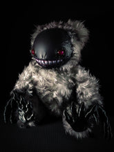 Load image into Gallery viewer, Flonowa - FRIELDIANS Art Doll Plush Toy
