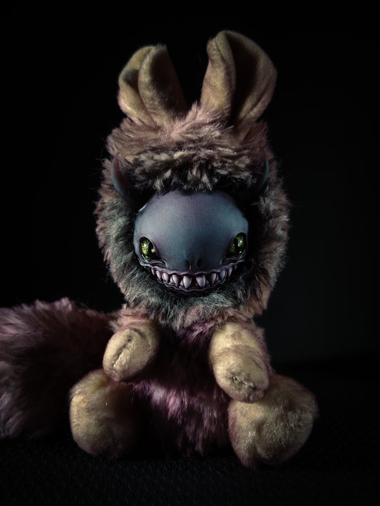 Cindev - FRIEND Cryptid Art Doll Plush Toy