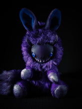 Load image into Gallery viewer, Glithur - FRIEND Cryptid Art Doll Plush Toy
