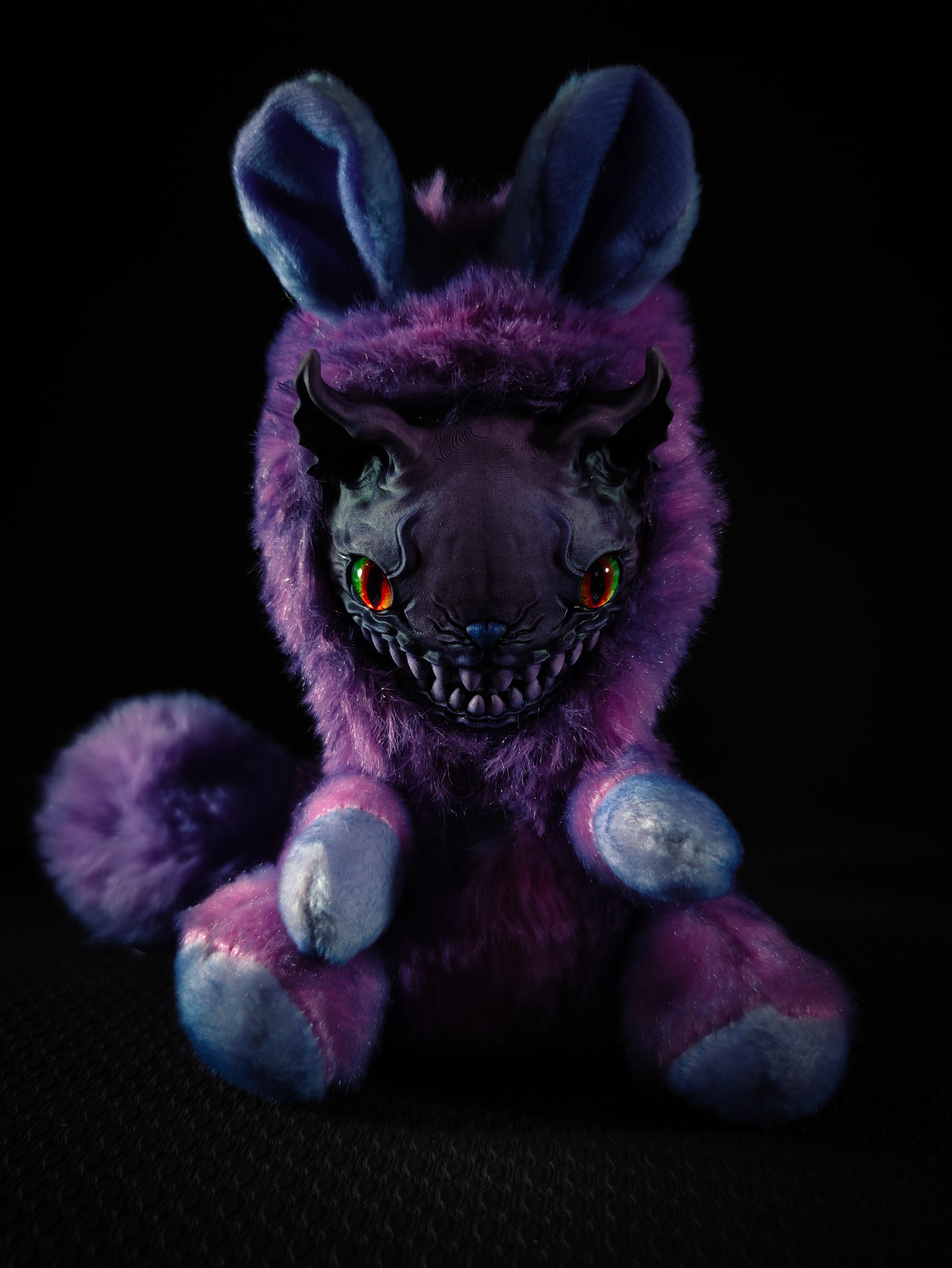 Viodust - FIENDLINE Cryptid Art Doll Plush Toy