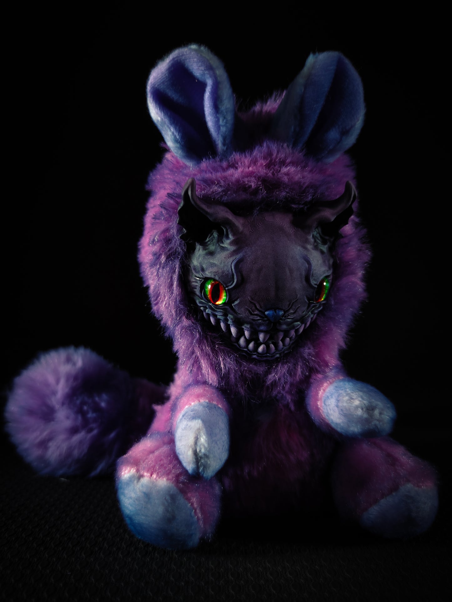 Viodust - FIENDLINE Cryptid Art Doll Plush Toy