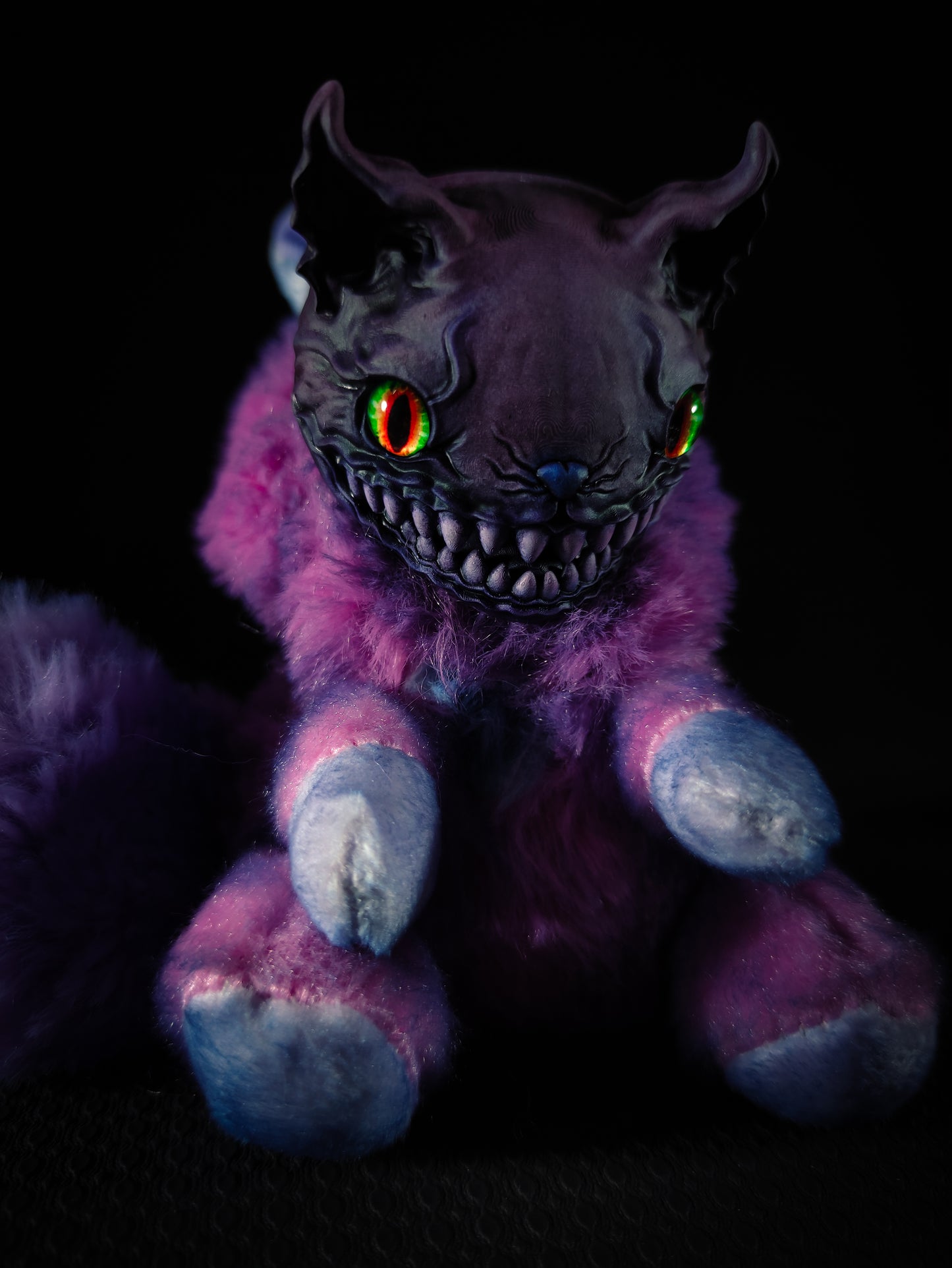 Viodust - FIENDLINE Cryptid Art Doll Plush Toy