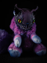 Load image into Gallery viewer, Viodust - FIENDLINE Cryptid Art Doll Plush Toy
