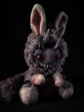 Load image into Gallery viewer, Razoal - FRIENDPHIBIAN Cryptid Art Doll Plush Toy
