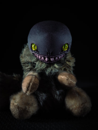 Aranglu - FRIEND Cryptid Art Doll Plush Toy