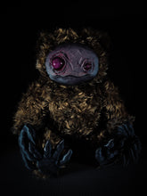 Load image into Gallery viewer, ZIPPO: Rhinestone Eyes Ver. - Monster Art Doll Plush Toy
