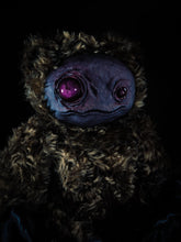 Load image into Gallery viewer, ZIPPO: Rhinestone Eyes Ver. - Monster Art Doll Plush Toy

