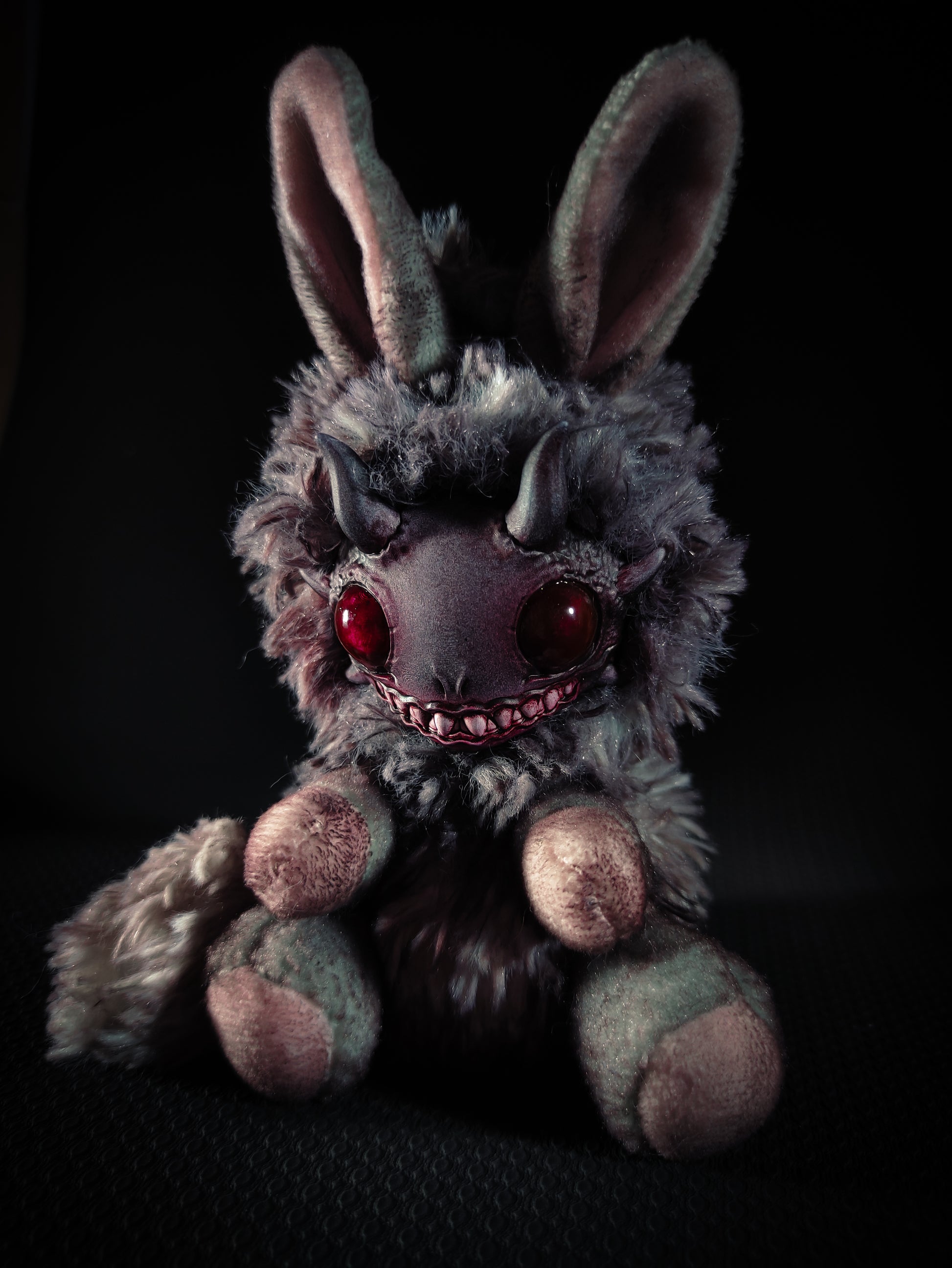 Mouzaal - FRIENDPHIBIAN Cryptid Art Doll Plush Toy