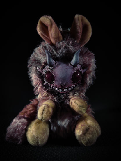 Bleeptun - FRIENDPHIBIAN Cryptid Art Doll Plush Toy