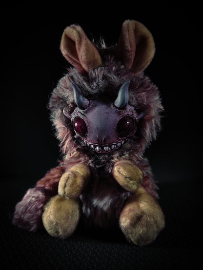 Bleeptun - FRIENDPHIBIAN Cryptid Art Doll Plush Toy