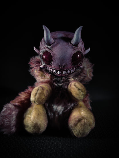 Bleeptun - FRIENDPHIBIAN Cryptid Art Doll Plush Toy