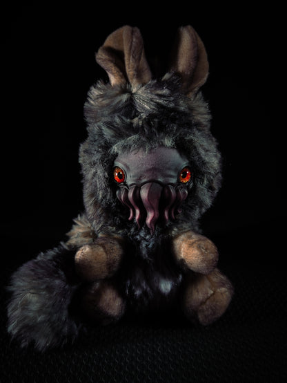 Cuthomal - FRIENDTHULU Cryptid Art Doll Plush Toy