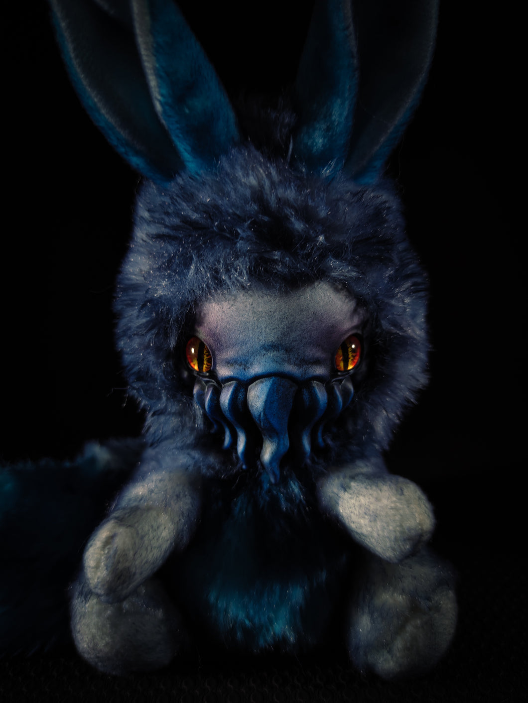 Infulshun - FRIENDTHULU Cryptid Art Doll Plush Toy