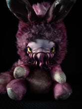 Load image into Gallery viewer, Glamshel - FRIENDTHULU Cryptid Art Doll Plush Toy
