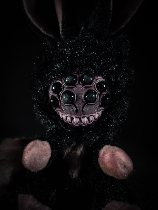 Bleaknid - FRIECHNID Cryptid Art Doll Plush Toy