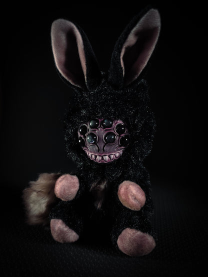 Bleaknid - FRIECHNID Cryptid Art Doll Plush Toy