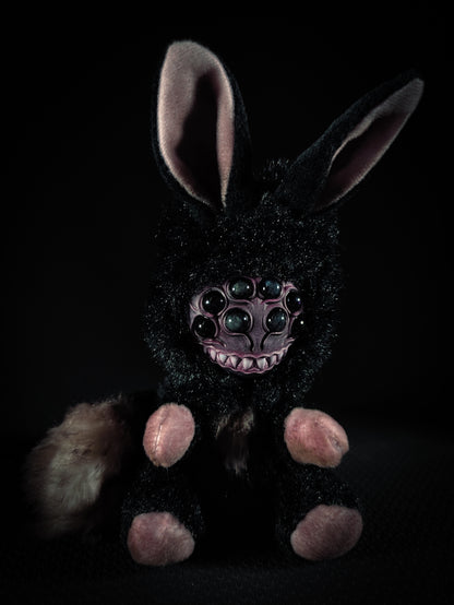 Bleaknid - FRIECHNID Cryptid Art Doll Plush Toy