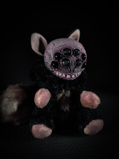 Bleaknid - FRIECHNID Cryptid Art Doll Plush Toy