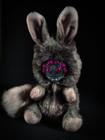 Arinksun - FRIECHNID Cryptid Art Doll Plush Toy