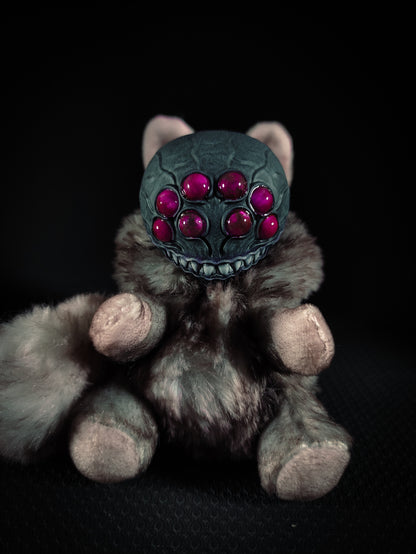 Arinksun - FRIECHNID Cryptid Art Doll Plush Toy
