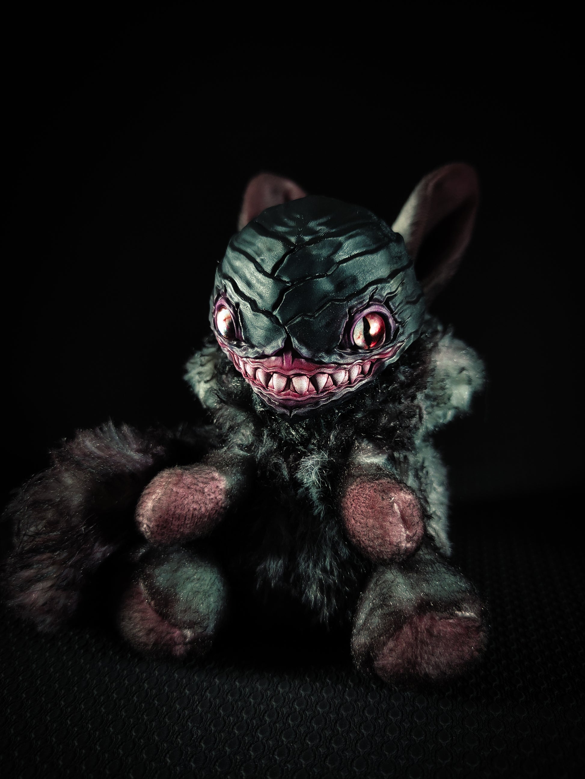 Yijiik - FREAPERS Cryptid Art Doll Plush Toy