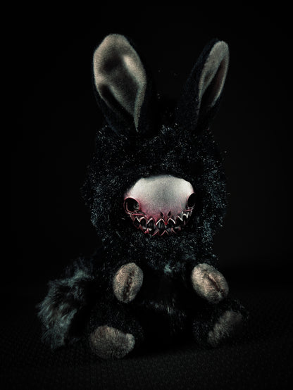 Haluwo - FRIEND Cryptid Art Doll Plush Toy