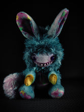 Load image into Gallery viewer, Chipsit - AITO Cryptid Art Doll Plush Toy
