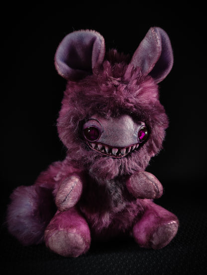 Digihul - AITO Cryptid Art Doll Plush Toy