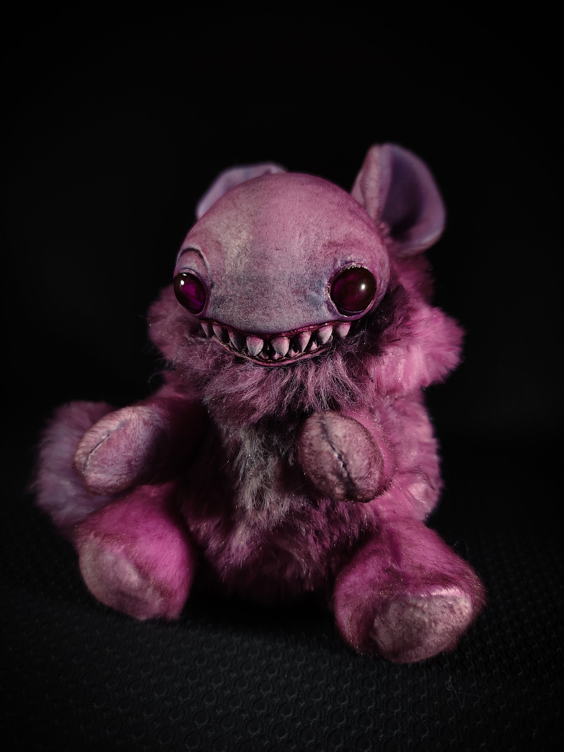 Digihul - AITO Cryptid Art Doll Plush Toy