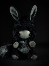 Load image into Gallery viewer, Eporost - Spritelet Cryptid Art Doll Plush Toy
