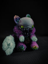 Load image into Gallery viewer, Kaleidoteph - FRIENDTHULU Cryptid Art Doll Plush Toy

