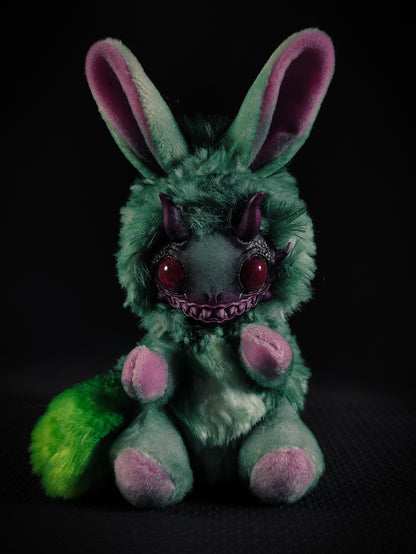 Jeztilla - FRIENDPHIBIAN Cryptid Art Doll Plush Toy