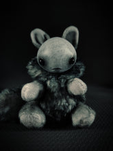 Load image into Gallery viewer, Grascal - Spritelet Cryptid Art Doll Plush Toy
