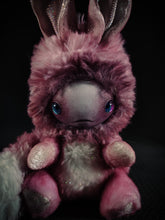 Load image into Gallery viewer, Swimpo - Spritelet Cryptid Art Doll Plush Toy

