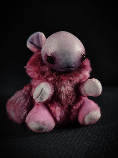 Crisgna - Spritelet Cryptid Art Doll Plush Toy