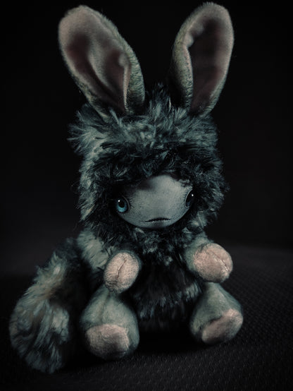 Aqiuno - Spritelet Cryptid Art Doll Plush Toy