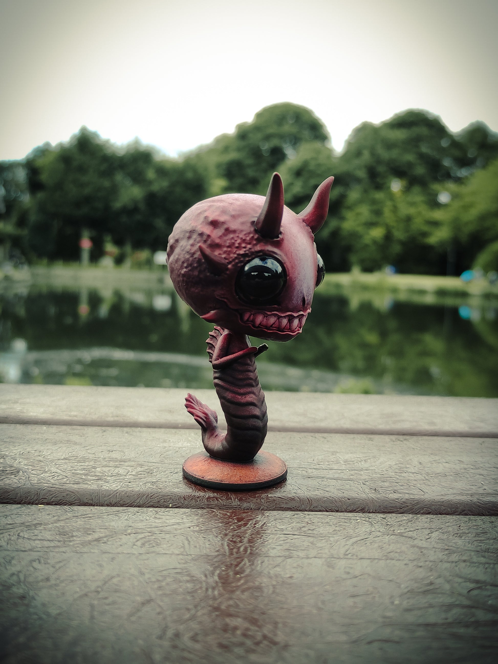 DAEBERRY - Handpainted resin Gloomberry (Art Toy)